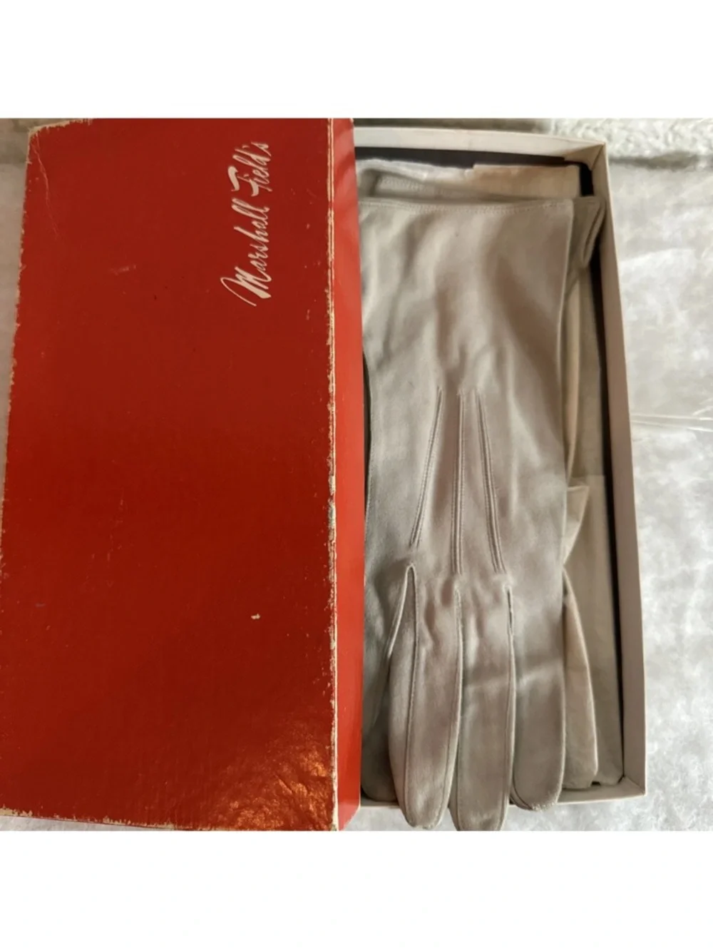 VINTAGE WHITE LEATHER GLOVES MADE IN ITALY 7.25